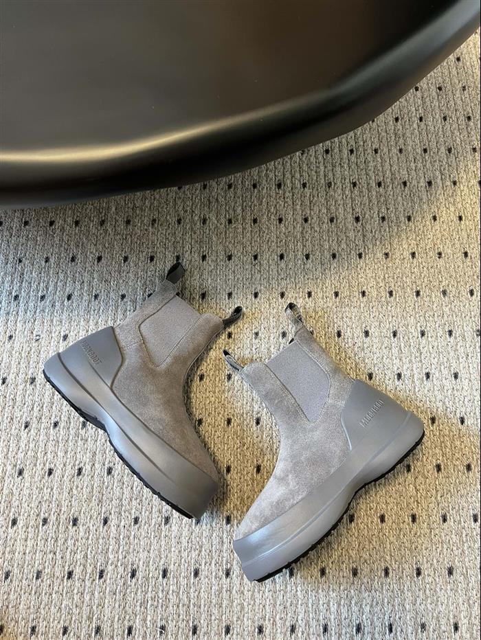 20251128164349577 310